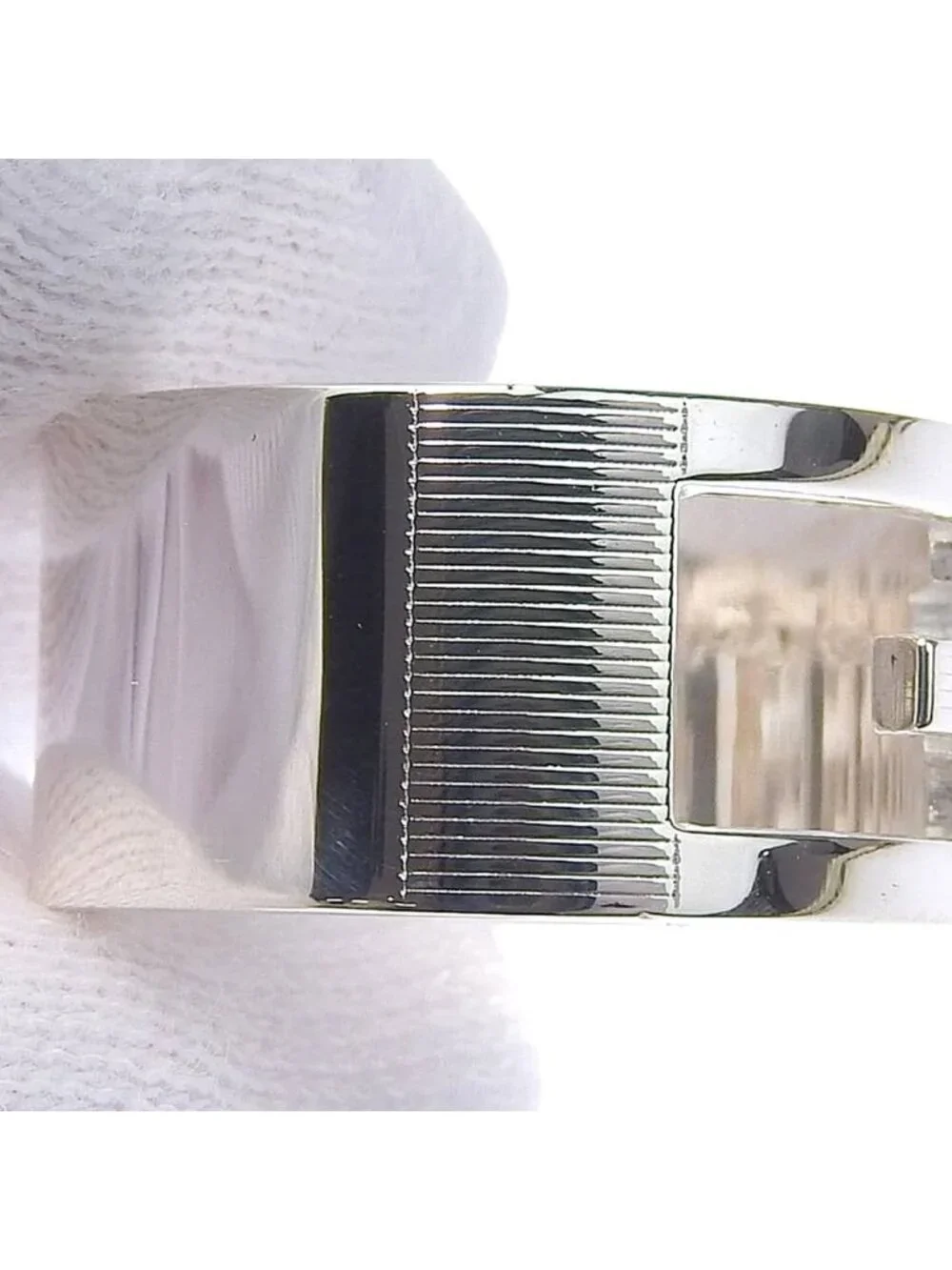 Gucci ring brand